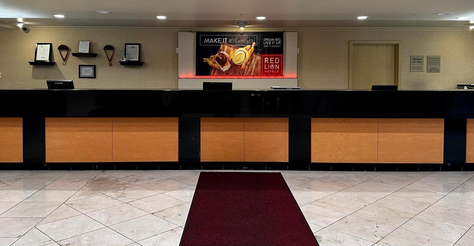 Red Lion Hotel Harrisburg Hershey מראה חיצוני תמונה