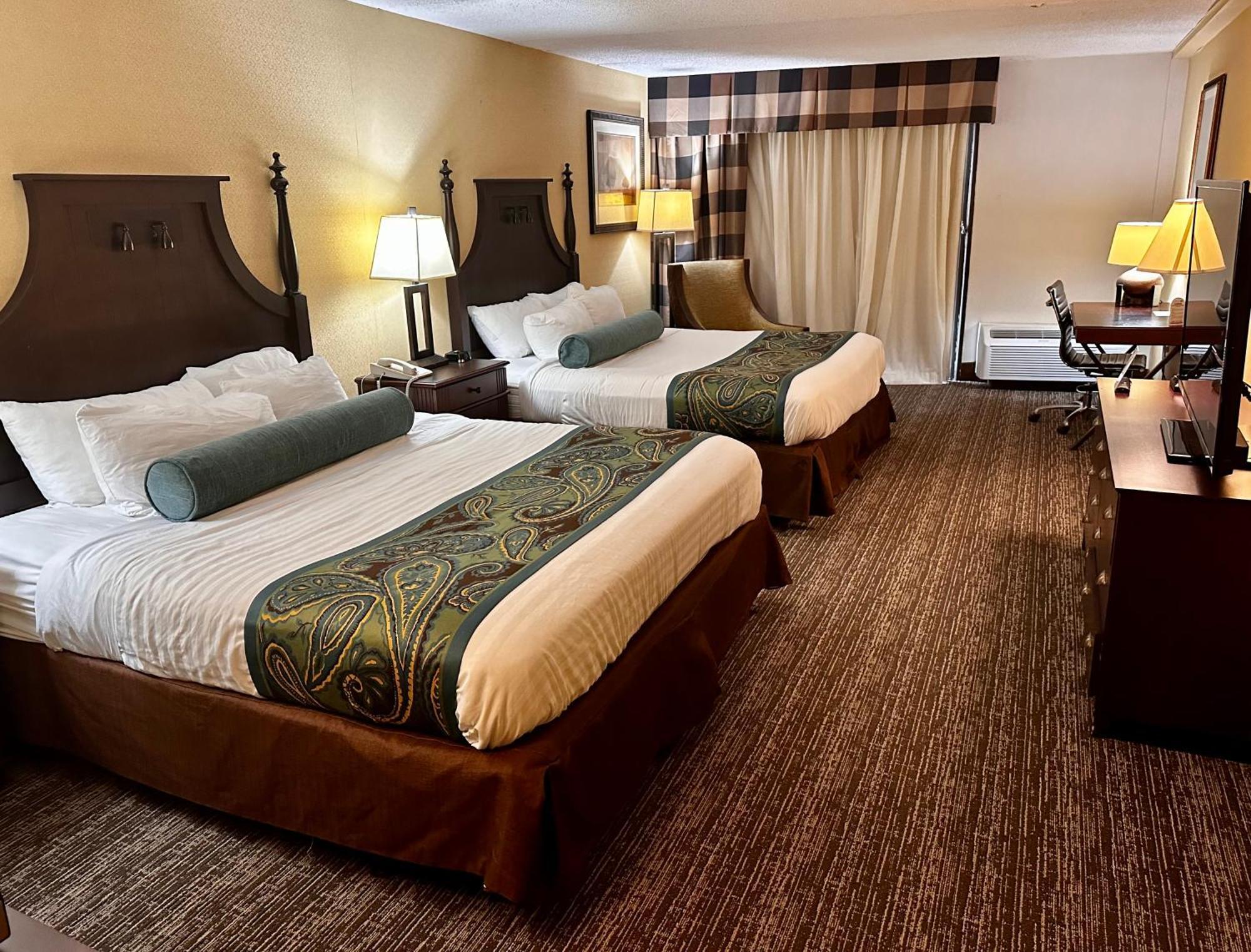 Red Lion Hotel Harrisburg Hershey מראה חיצוני תמונה